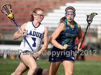 Thumbnail 2 in Ladue vs. Marquette photogallery.