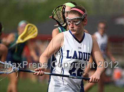 Thumbnail 1 in Ladue vs. Marquette photogallery.