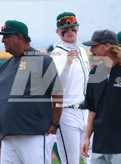Thumbnail 2 in Royal vs Oak Park photogallery.