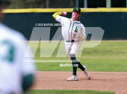 Thumbnail 2 in Royal vs Oak Park photogallery.