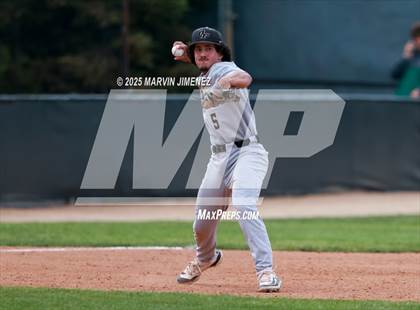 Thumbnail 3 in Royal vs Oak Park photogallery.