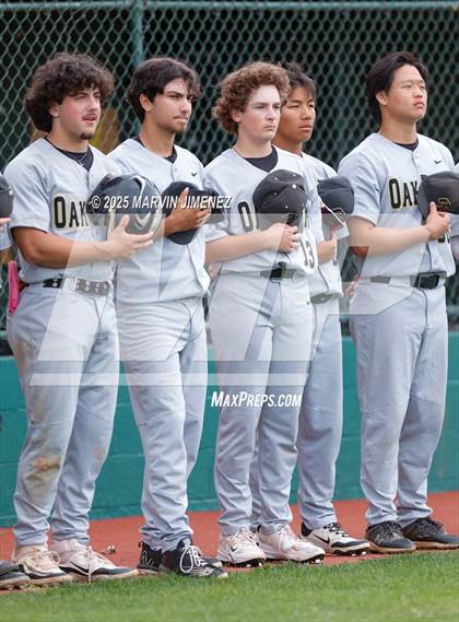 Thumbnail 2 in Royal vs Oak Park photogallery.
