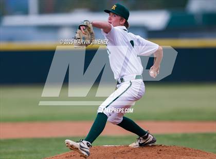 Thumbnail 3 in Royal vs Oak Park photogallery.