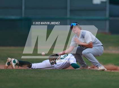 Thumbnail 1 in Royal vs Oak Park photogallery.