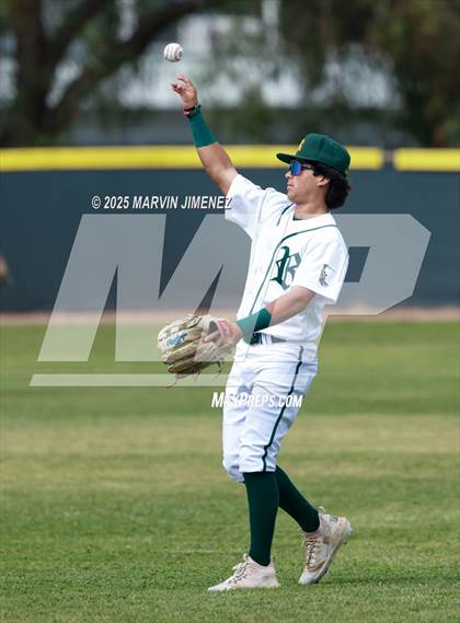 Thumbnail 3 in Royal vs Oak Park photogallery.