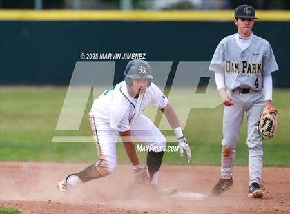 Thumbnail 3 in Royal vs Oak Park photogallery.
