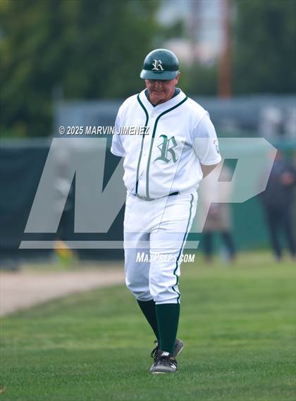 Thumbnail 1 in Royal vs Oak Park photogallery.