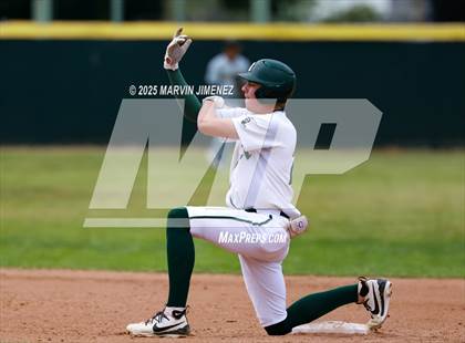 Thumbnail 3 in Royal vs Oak Park photogallery.