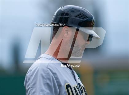 Thumbnail 2 in Royal vs Oak Park photogallery.