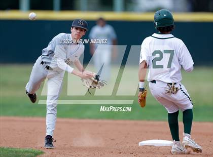 Thumbnail 2 in Royal vs Oak Park photogallery.