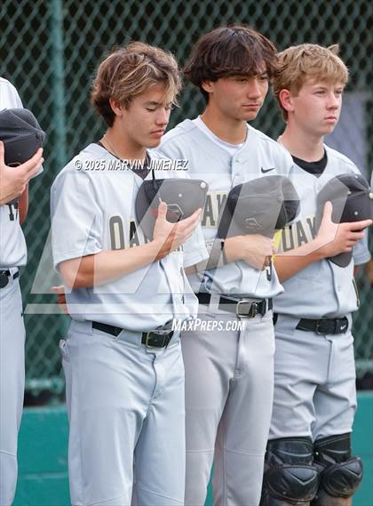 Thumbnail 3 in Royal vs Oak Park photogallery.