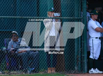 Thumbnail 2 in Royal vs Oak Park photogallery.