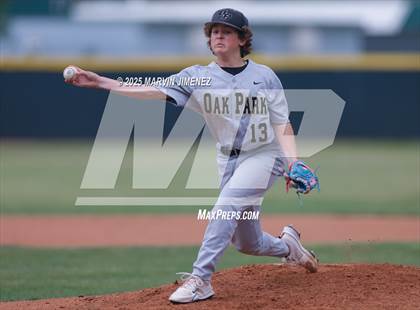 Thumbnail 3 in Royal vs Oak Park photogallery.