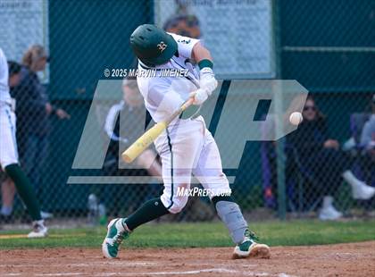 Thumbnail 1 in Royal vs Oak Park photogallery.