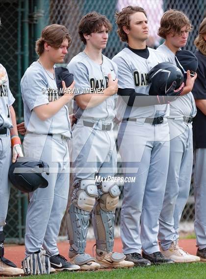 Thumbnail 1 in Royal vs Oak Park photogallery.