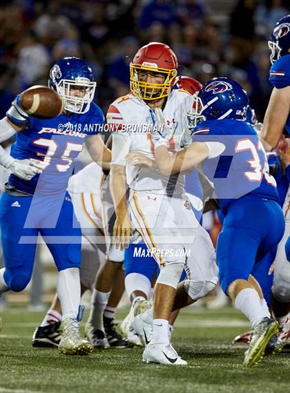 Thumbnail 2 in Jesuit vs. Christian Brothers photogallery.