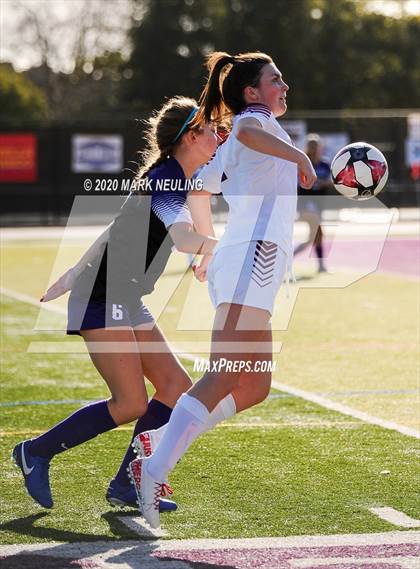 Thumbnail 1 in Sequoia vs. Sacred Heart Prep photogallery.