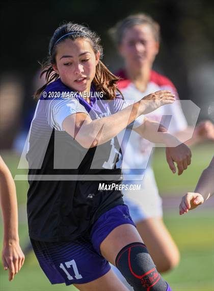 Thumbnail 1 in Sequoia vs. Sacred Heart Prep photogallery.