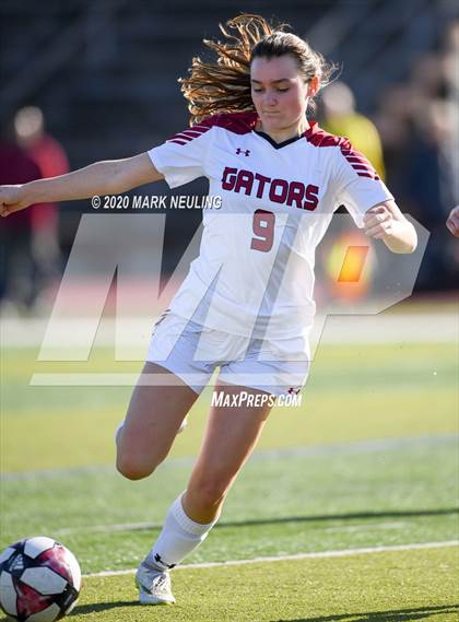 Thumbnail 3 in Sequoia vs. Sacred Heart Prep photogallery.