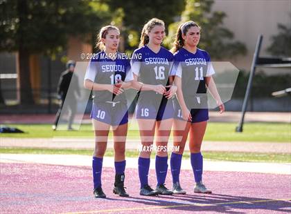 Thumbnail 3 in Sequoia vs. Sacred Heart Prep photogallery.
