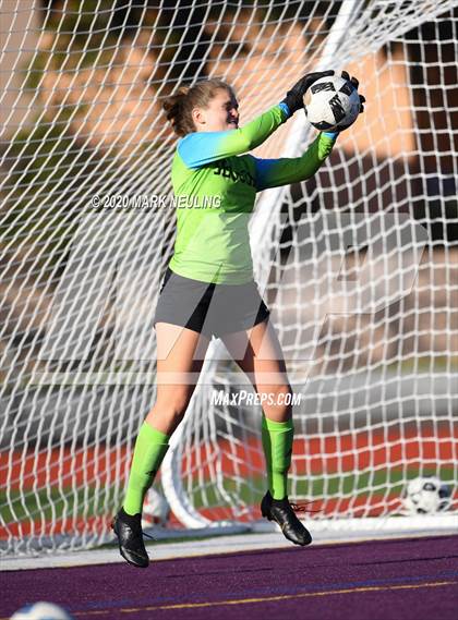 Thumbnail 1 in Sequoia vs. Sacred Heart Prep photogallery.