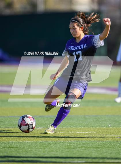 Thumbnail 1 in Sequoia vs. Sacred Heart Prep photogallery.