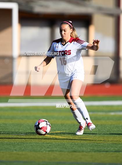 Thumbnail 2 in Sequoia vs. Sacred Heart Prep photogallery.