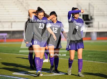 Thumbnail 3 in Sequoia vs. Sacred Heart Prep photogallery.
