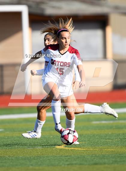 Thumbnail 3 in Sequoia vs. Sacred Heart Prep photogallery.