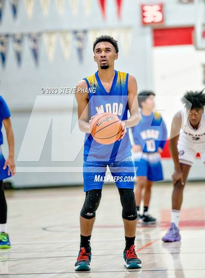 Thumbnail 1 in Wood vs. Bradshaw Christian (Cordova Christmas Classic) photogallery.