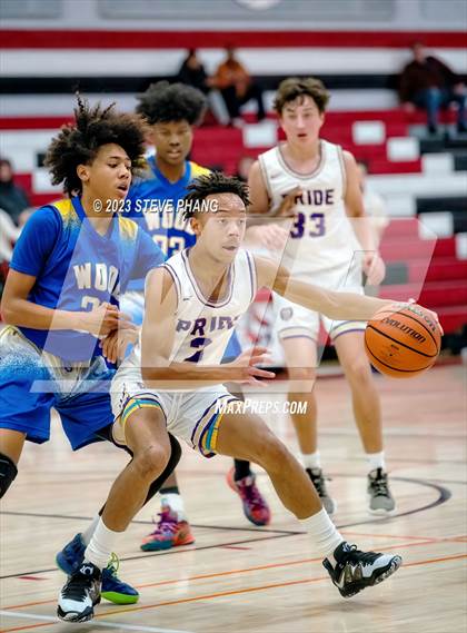 Thumbnail 1 in Wood vs. Bradshaw Christian (Cordova Christmas Classic) photogallery.