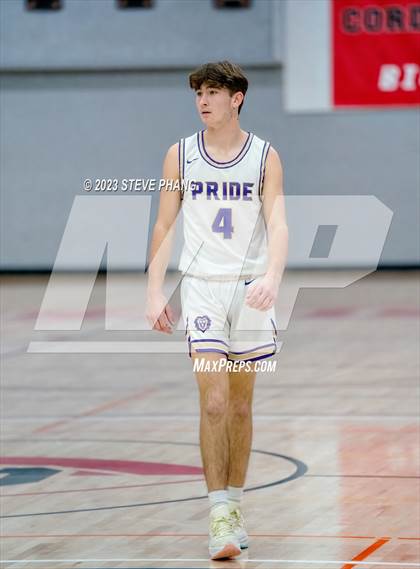 Thumbnail 1 in Wood vs. Bradshaw Christian (Cordova Christmas Classic) photogallery.