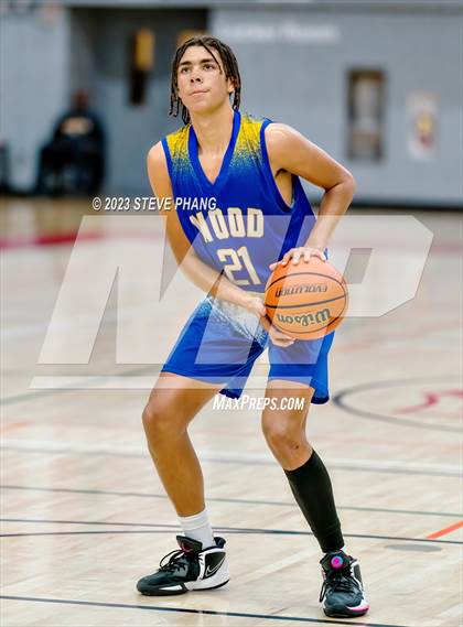 Thumbnail 1 in Wood vs. Bradshaw Christian (Cordova Christmas Classic) photogallery.