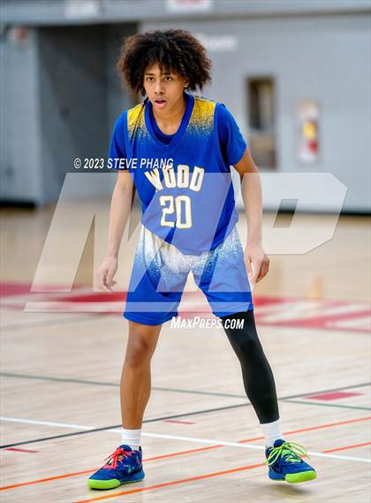 Thumbnail 1 in Wood vs. Bradshaw Christian (Cordova Christmas Classic) photogallery.