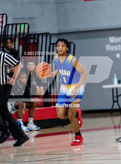 Thumbnail 2 in Wood vs. Bradshaw Christian (Cordova Christmas Classic) photogallery.