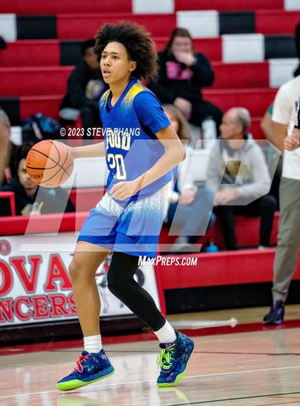 Thumbnail 3 in Wood vs. Bradshaw Christian (Cordova Christmas Classic) photogallery.