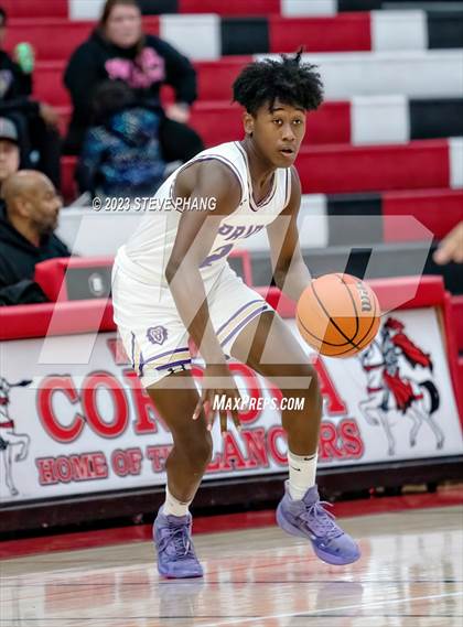 Thumbnail 2 in Wood vs. Bradshaw Christian (Cordova Christmas Classic) photogallery.