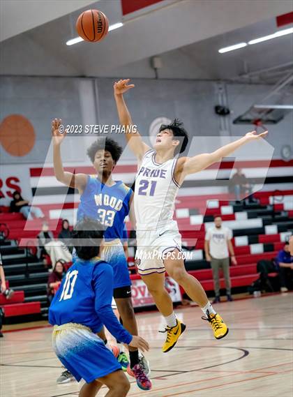 Thumbnail 3 in Wood vs. Bradshaw Christian (Cordova Christmas Classic) photogallery.
