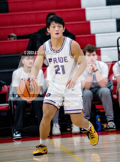 Thumbnail 2 in Wood vs. Bradshaw Christian (Cordova Christmas Classic) photogallery.