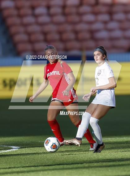 Thumbnail 3 in Bountiful vs. Maple Mountain (UHSAA 5A Final) photogallery.