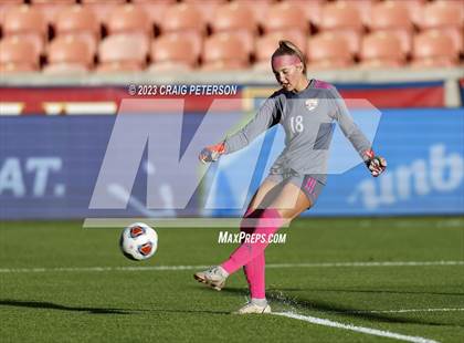Thumbnail 3 in Bountiful vs. Maple Mountain (UHSAA 5A Final) photogallery.