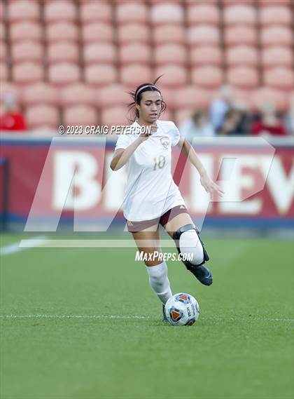 Thumbnail 3 in Bountiful vs. Maple Mountain (UHSAA 5A Final) photogallery.