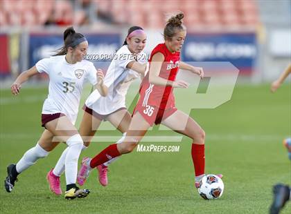 Thumbnail 2 in Bountiful vs. Maple Mountain (UHSAA 5A Final) photogallery.