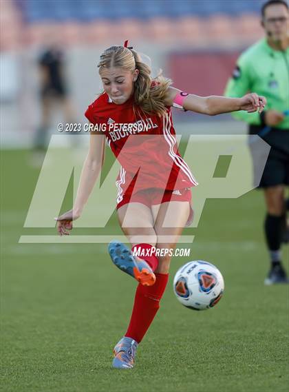 Thumbnail 3 in Bountiful vs. Maple Mountain (UHSAA 5A Final) photogallery.