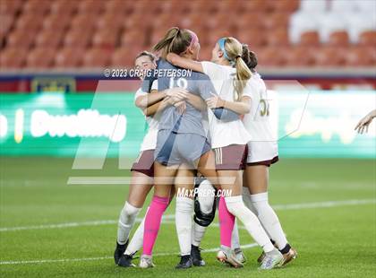 Thumbnail 2 in Bountiful vs. Maple Mountain (UHSAA 5A Final) photogallery.