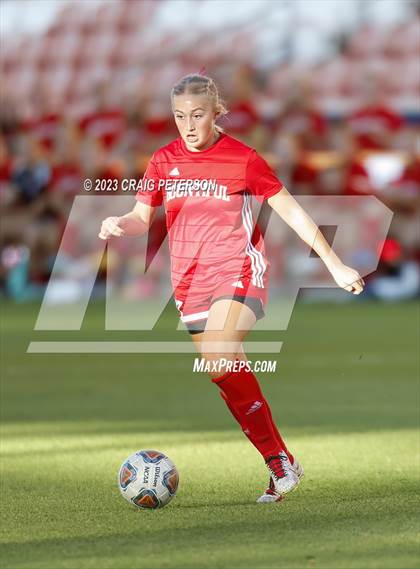Thumbnail 2 in Bountiful vs. Maple Mountain (UHSAA 5A Final) photogallery.