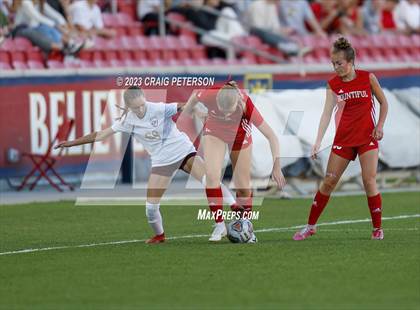 Thumbnail 1 in Bountiful vs. Maple Mountain (UHSAA 5A Final) photogallery.