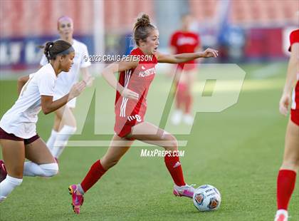Thumbnail 2 in Bountiful vs. Maple Mountain (UHSAA 5A Final) photogallery.
