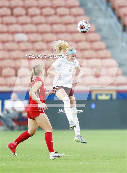 Thumbnail 2 in Bountiful vs. Maple Mountain (UHSAA 5A Final) photogallery.