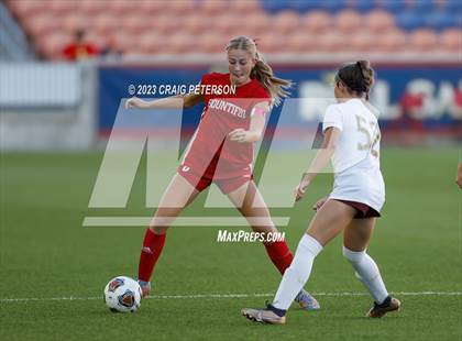 Thumbnail 1 in Bountiful vs. Maple Mountain (UHSAA 5A Final) photogallery.
